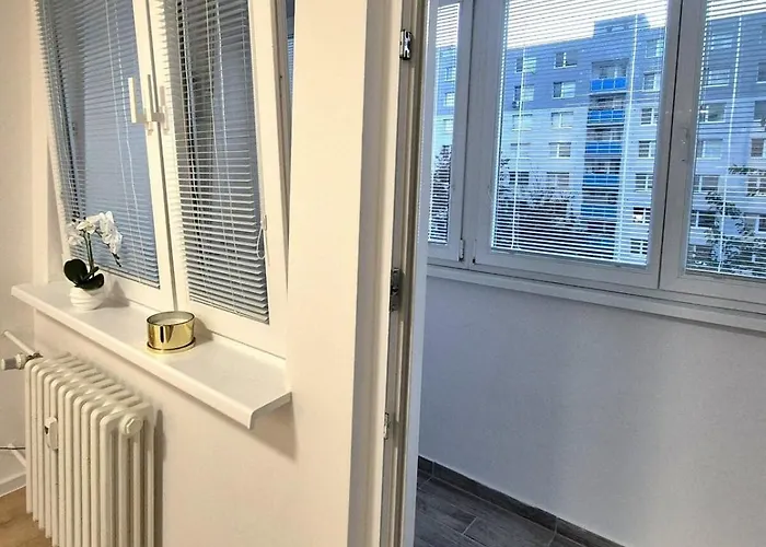 Krasny V Ruzinove דירה *